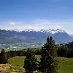 Отель Berghaus Malbun